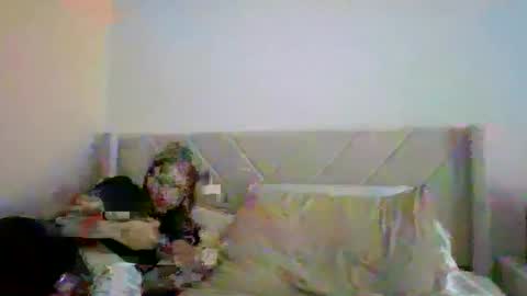 Snapshot of t_princess_t chatting on September 27, 5:34 am t_princess_t online show from September 27, 5:34 am