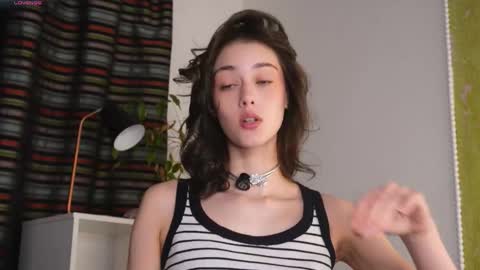 Snapshot of t_tragedienne chatting on November 4, 1:48 am Heeey im Helena3 -- fav555100333 -- pvts only premium and after my public show 3 online show from November 4, 1:48 am