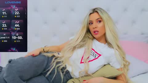 Snapshot of taahiraarabian chatting on December 29, 5:12 pm Arianna online show from December 29, 5:12 pm