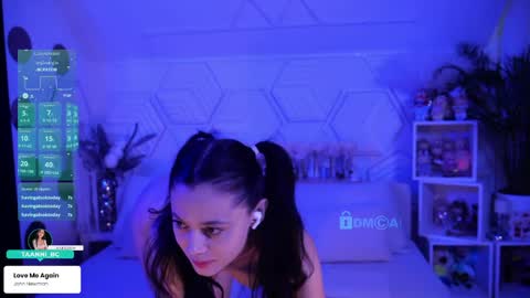 Snapshot of taanni_bc chatting on May 18, 4:07 am TAANNI online show from May 18, 4:07 am