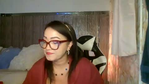 Snapshot of tachi1713 chatting on July 25, 8:34 am yameil online show from July 25, 8:34 am