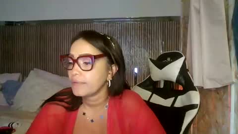Snapshot of tachi1713 chatting on July 29, 8:56 am yameil online show from July 29, 8:56 am