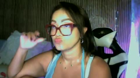 Snapshot of tachi1713 chatting on July 31, 10:47 am yameil online show from July 31, 10:47 am