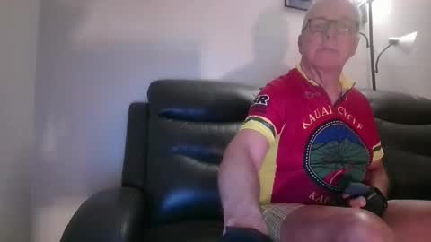 Snapshot of tacrunner66_ chatting on October 30, 2:07 pm tacrunner66_ online show from October 30, 2:07 pm