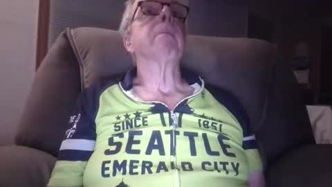 Snapshot of tacrunner66_ chatting on April 11, 4:28 am tacrunner66_ online show from April 11, 4:28 am