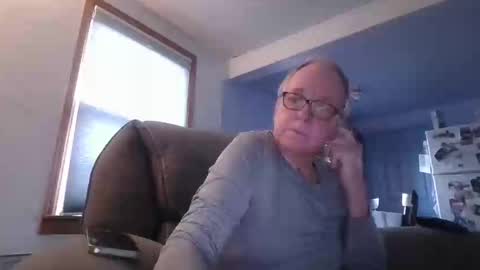 tacrunner66_ online show from April 23, 1:46 pm