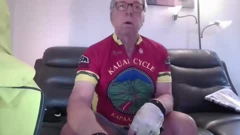tacrunner66_ online show from April 30, 1:50 pm