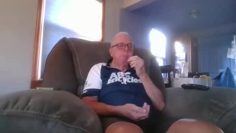 Snapshot of tacrunner66_ chatting on June 4, 2:39 am tacrunner66_ online show from June 4, 2:39 am