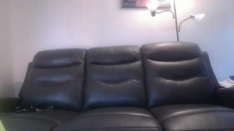 Snapshot of tacrunner66_ chatting on June 15, 1:57 pm tacrunner66_ online show from June 15, 1:57 pm