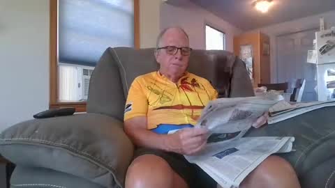 Snapshot of tacrunner66_ chatting on July 10, 8:11 pm tacrunner66_ online show from July 10, 8:11 pm