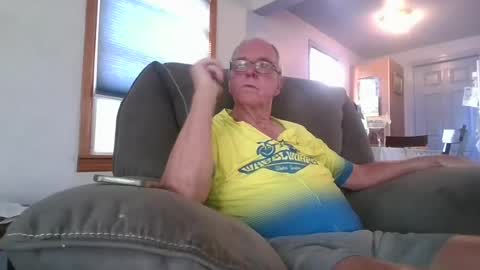 Snapshot of tacrunner66_ chatting on July 12, 2:13 am tacrunner66_ online show from July 12, 2:13 am