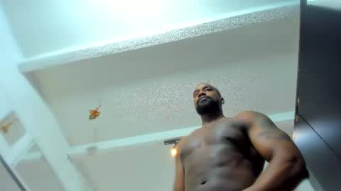 Snapshot of tafari_1 chatting on July 25, 1:15 am Tafari Zulu online show from July 25, 1:15 am