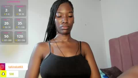 Snapshot of tahira_21 chatting on May 17, 7:43 pm Tahira online show from May 17, 7:43 pm