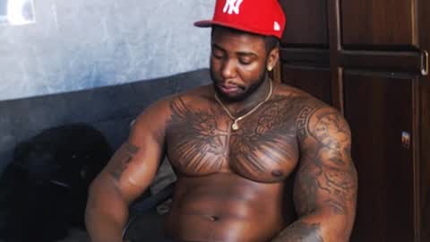 Tairon Tucke online show from December 17, 10:43 pm