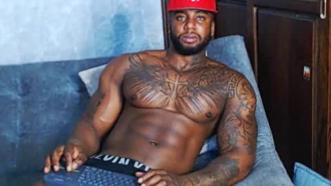 Tairon Tucke online show from December 24, 4:22 am