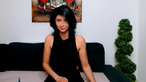 Snapshot of taissa1 chatting on September 21, 8:10 pm Taissa1 online show from September 21, 8:10 pm