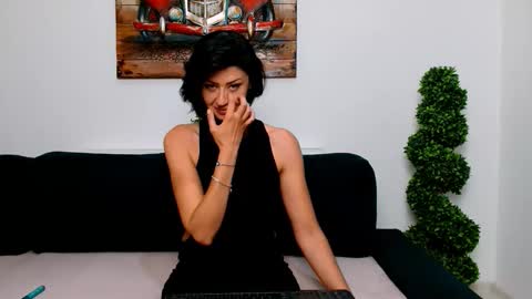 Snapshot of taissa1 chatting on September 29, 9:30 pm Taissa1 online show from September 29, 9:30 pm