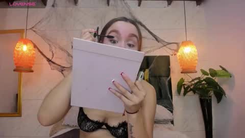 Taissa online show from November 1, 4:31 pm