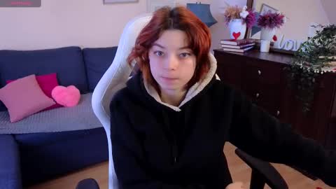 Lizzy online show from March 3, 6:04 am