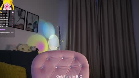 Mia online show from February 16, 2:07 am