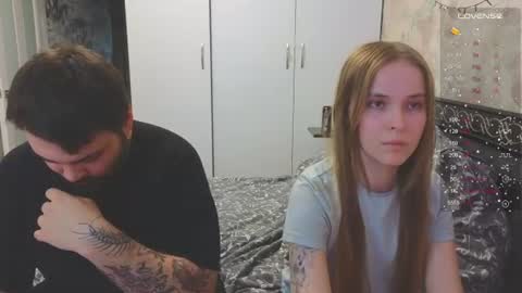 taiti_fox_cub online show from June 21, 4:09 pm