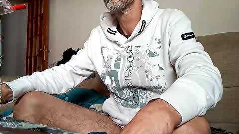 Snapshot of taitotoito chatting on October 19, 10:05 am Taitotoito online show from October 19, 10:05 am