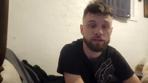 Snapshot of talenjames chatting on December 2, 10:56 pm Talen James online show from December 2, 10:56 pm