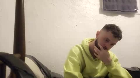 Snapshot of talenjames chatting on December 4, 12:52 am Talen James online show from December 4, 12:52 am