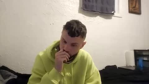 Snapshot of talenjames chatting on December 7, 12:19 am Talen James online show from December 7, 12:19 am