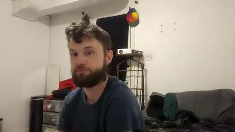 Snapshot of talenjames chatting on February 18, 2:05 am Talen James online show from February 18, 2:05 am