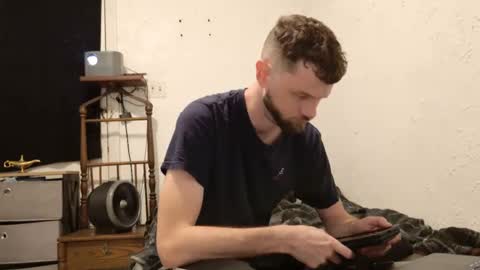 Snapshot of talenjames chatting on October 5, 3:32 pm Talen James online show from October 5, 3:32 pm