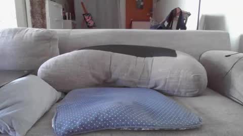 Snapshot of talent_scout_1 chatting on December 13, 12:31 am Edge Master Flash online show from December 13, 12:31 am