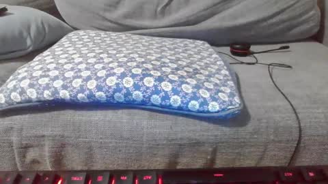 Snapshot of talent_scout_1 chatting on December 21, 1:42 pm Edge Master Flash online show from December 21, 1:42 pm