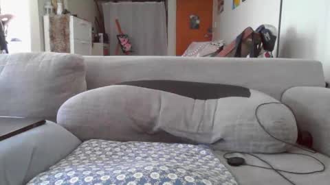 Snapshot of talent_scout_1 chatting on December 23, 3:40 am Edge Master Flash online show from December 23, 3:40 am