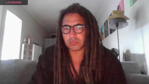 Snapshot of talent_scout_1 chatting on December 31, 10:01 pm Edge Master Flash online show from December 31, 10:01 pm