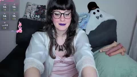 Snapshot of talia_bloodina chatting on November 25, 2:22 am Talia Bloodina online show from November 25, 2:22 am