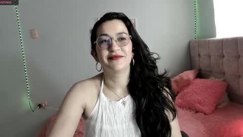 Talia  mia online show from April 29, 1:37 pm