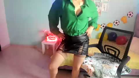 Talia  mia online show from June 18, 12:42 pm