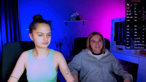 Snapshot of talia_seduce chatting on September 18, 12:51 pm talia_seduce online show from September 18, 12:51 pm