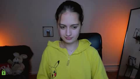 Snapshot of talia_seduce chatting on October 1, 12:55 pm talia_seduce online show from October 1, 12:55 pm