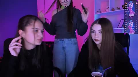 Snapshot of talia_seduce chatting on February 9, 8:02 pm talia_seduce online show from February 9, 8:02 pm