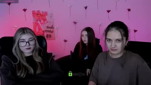 Snapshot of talia_seduce chatting on February 26, 8:52 pm talia_seduce online show from February 26, 8:52 pm