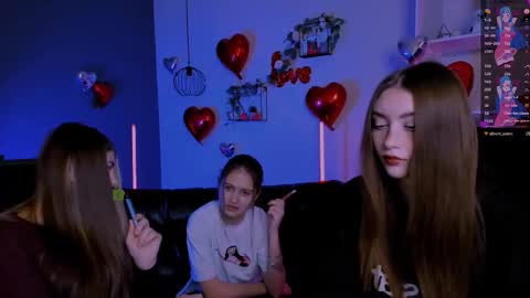 Snapshot of talia_seduce chatting on March 3, 8:15 pm talia_seduce online show from March 3, 8:15 pm