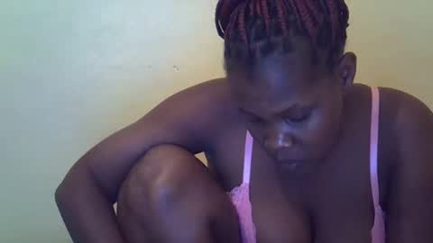 Snapshot of taliah254 chatting on February 28, 7:46 pm taliah254 online show from February 28, 7:46 pm