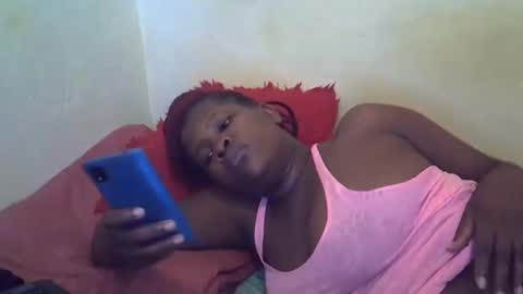 Snapshot of taliah254 chatting on March 5, 1:17 pm taliah254 online show from March 5, 1:17 pm