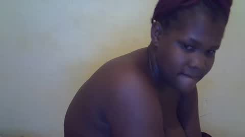Snapshot of taliah254 chatting on March 7, 7:49 pm taliah254 online show from March 7, 7:49 pm