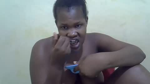 Snapshot of taliah254 chatting on March 12, 10:26 am taliah254 online show from March 12, 10:26 am