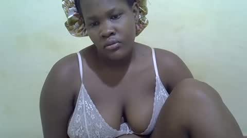 Snapshot of taliah254 chatting on March 12, 10:07 pm taliah254 online show from March 12, 10:07 pm