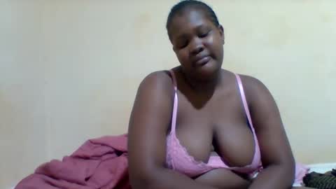 Snapshot of taliah254 chatting on October 26, 5:41 pm taliah254 online show from October 26, 5:41 pm