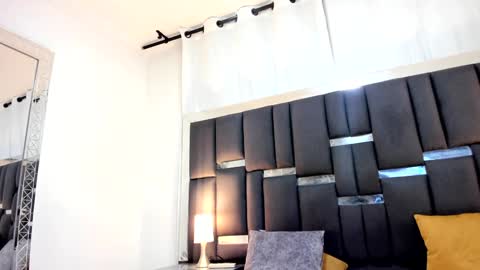 tali  online show from February 5, 9:07 pm